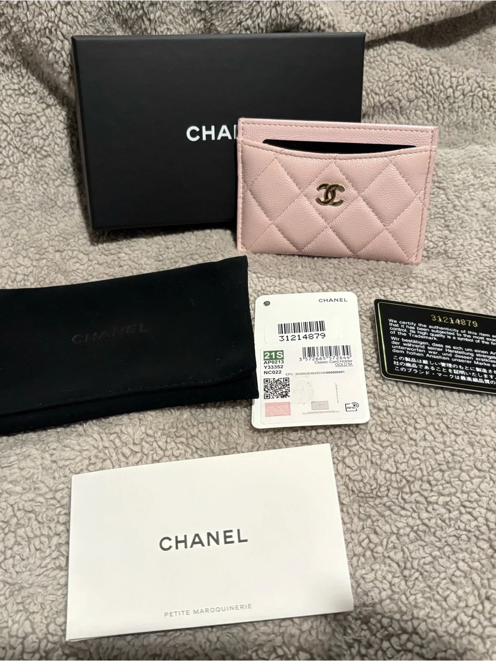 CHANEL Light Pink Quilted Card Holder with Gold CC